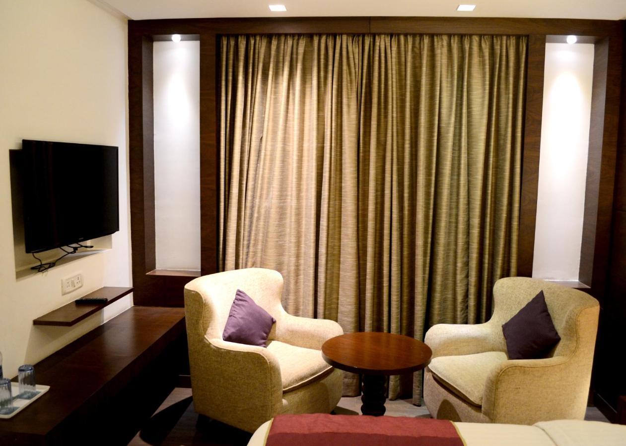 Hotel The Park Gwalior
